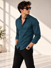 Signature classic Teal shirt