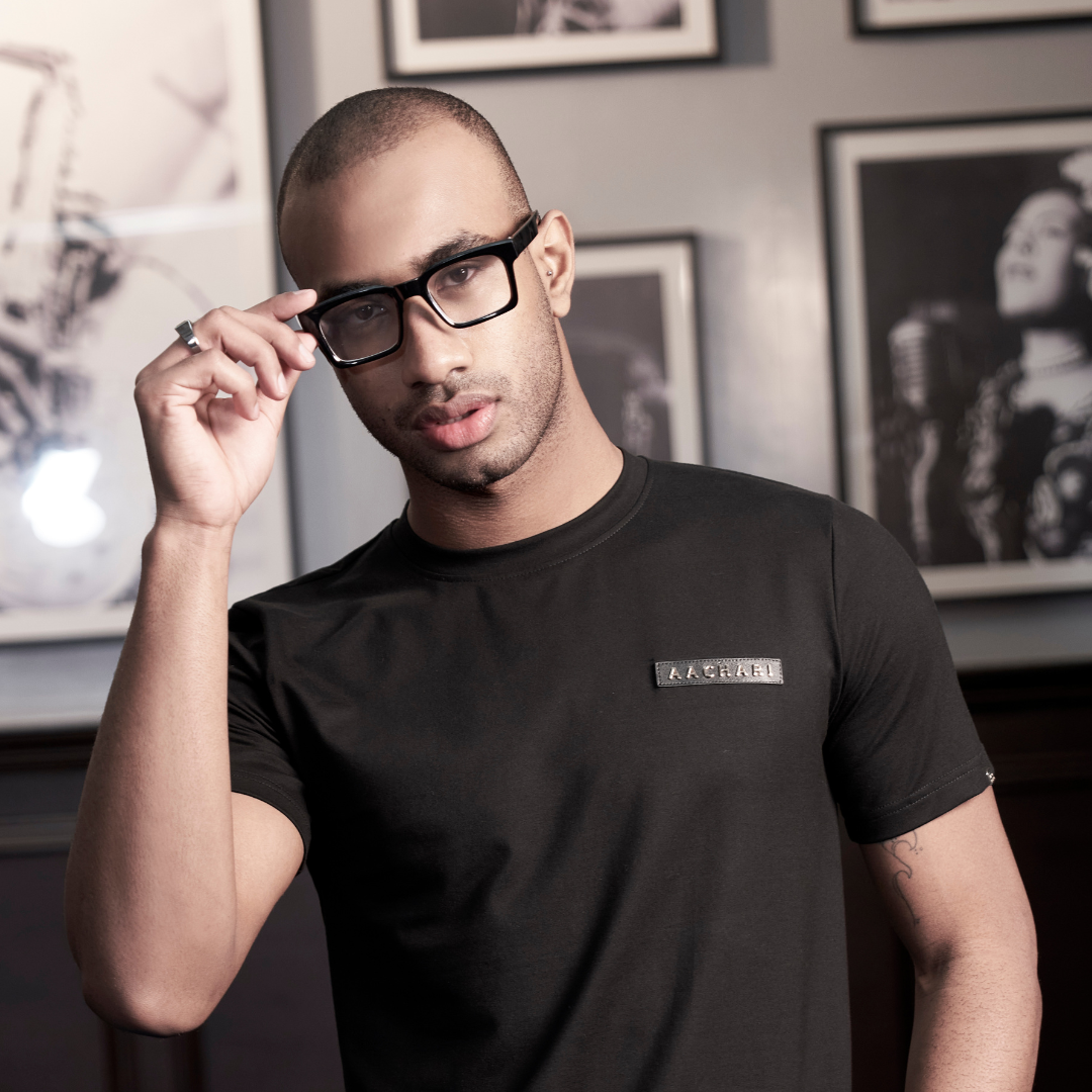 Signature Aachari Black T Shirt