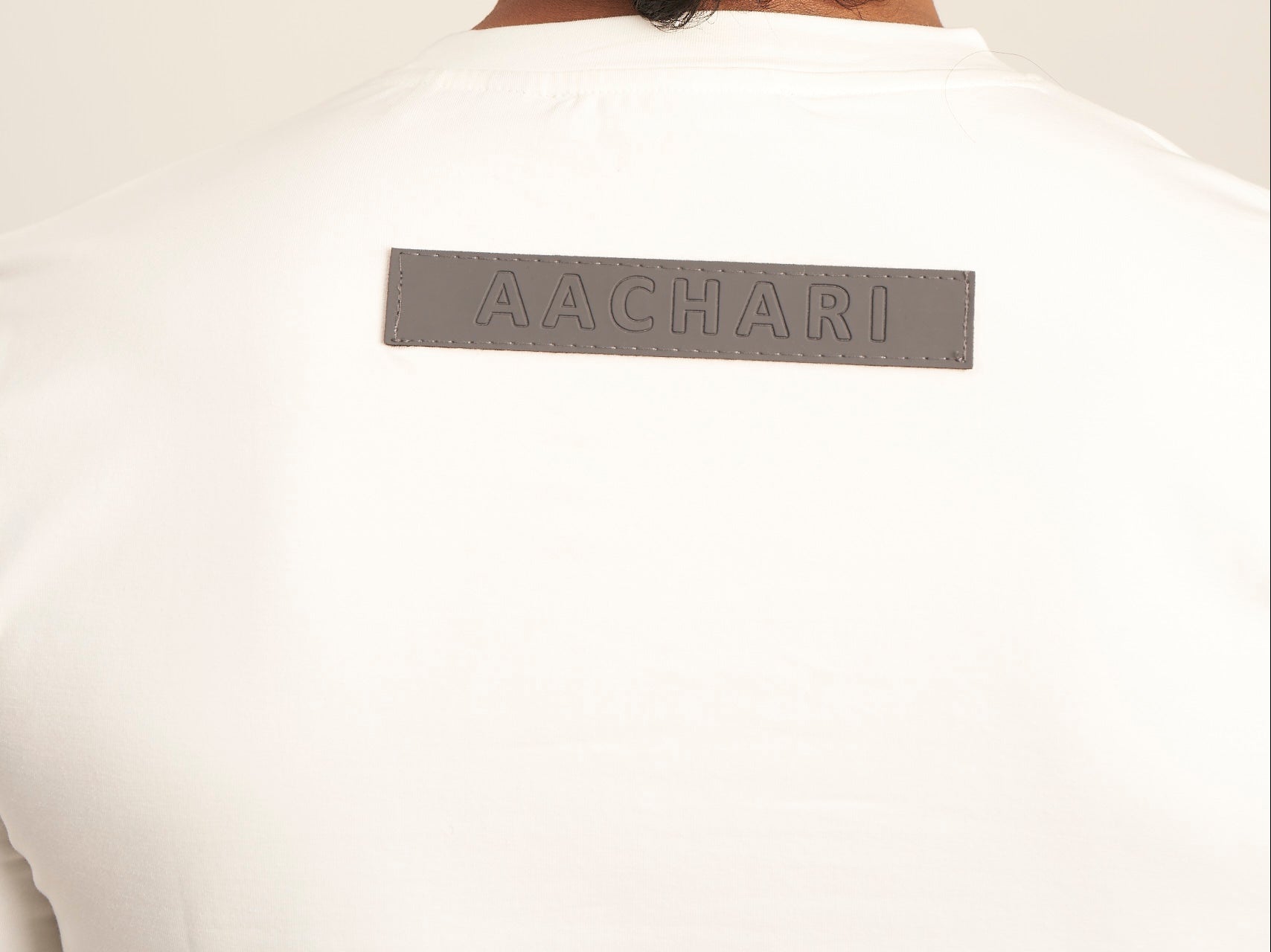 Aachari Men's Casual White T-shirt