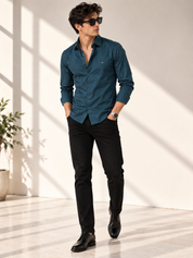 Signature classic Teal shirt