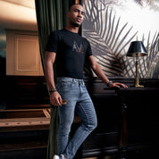 Signature Men's Black T-Shirt