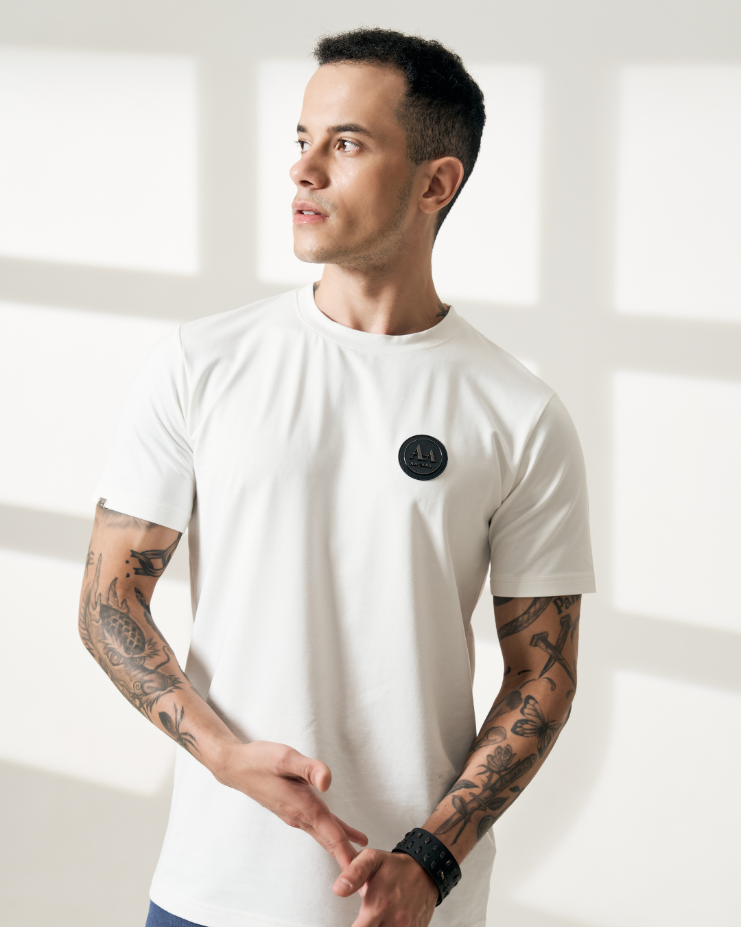 Signature White Premium T-shirt