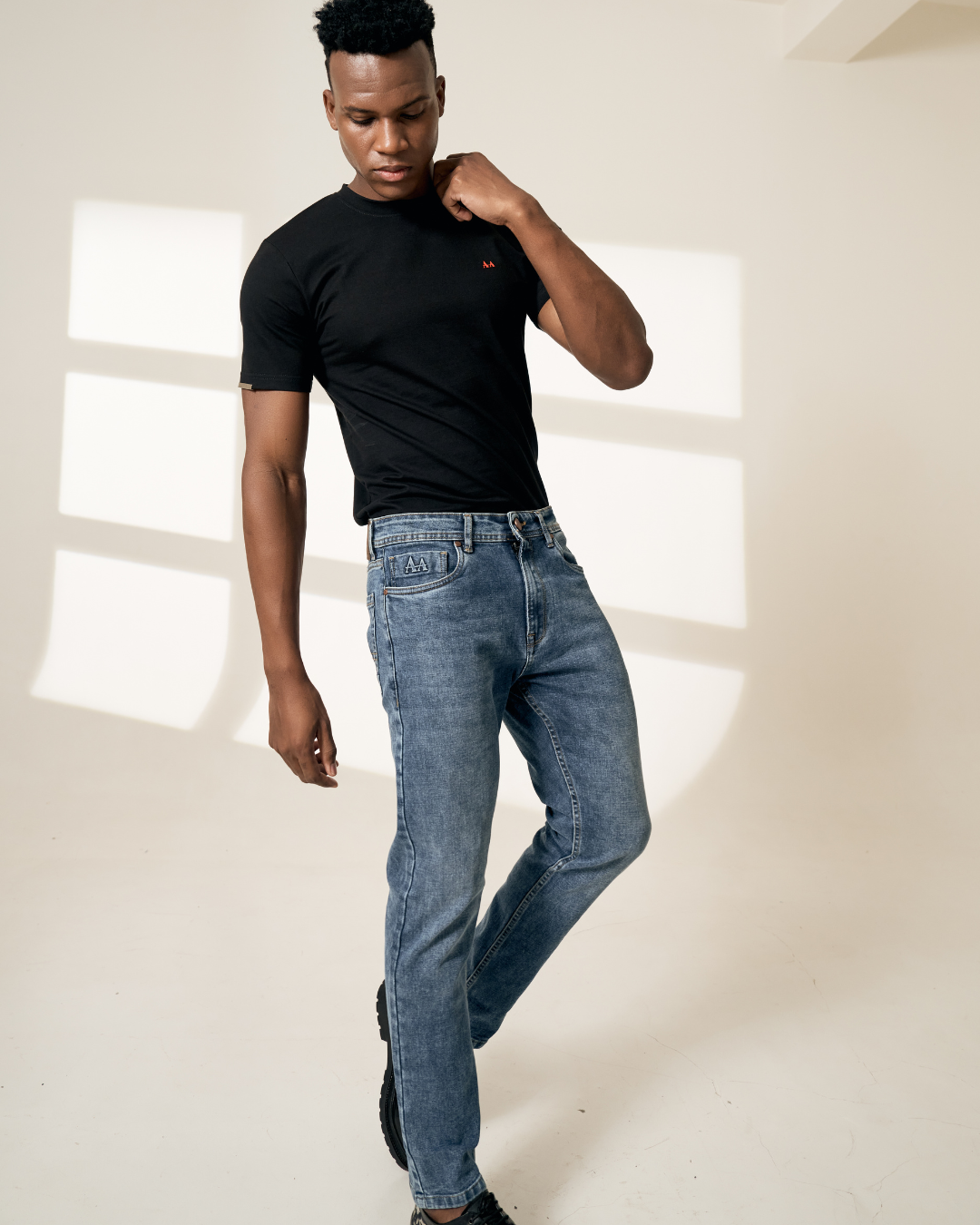 Timeless Tapered Fit Blue Denim Jeans for Men