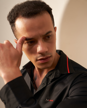 The Red Collar Black Shirt