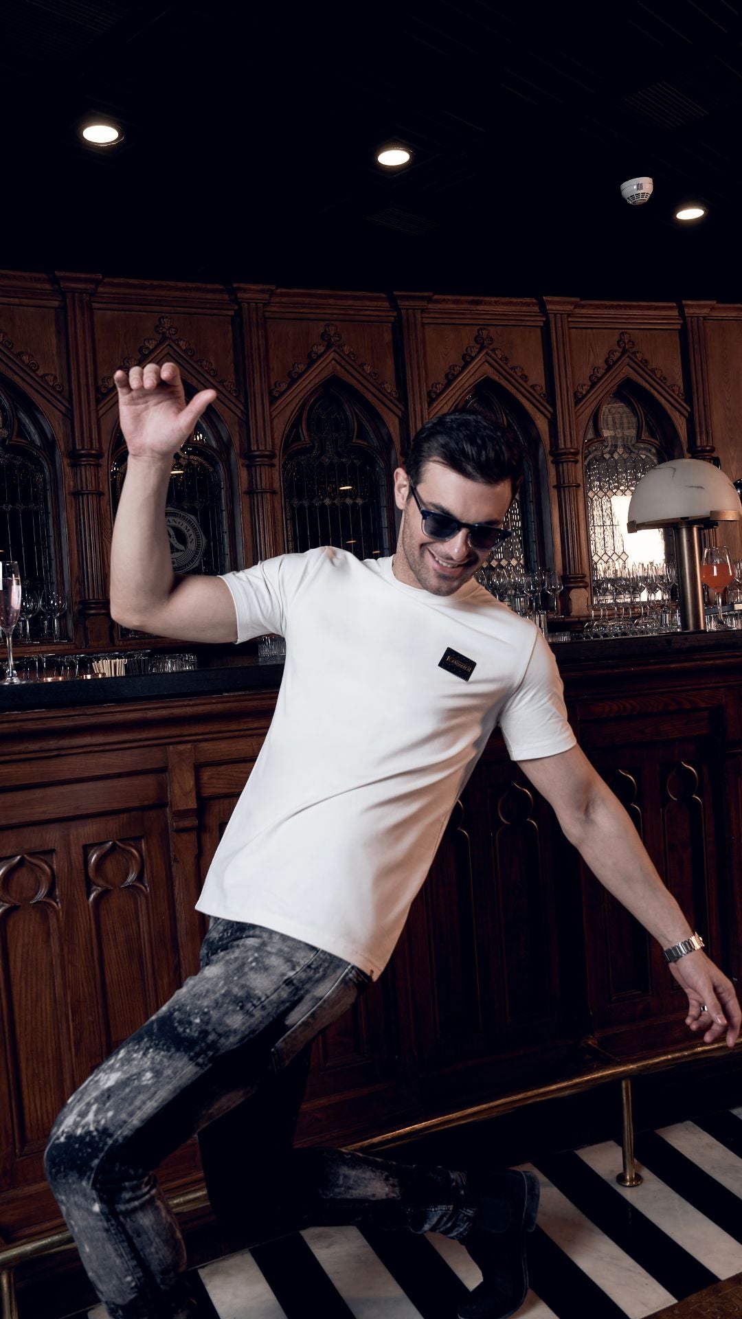 Classic Men's White T-shirt