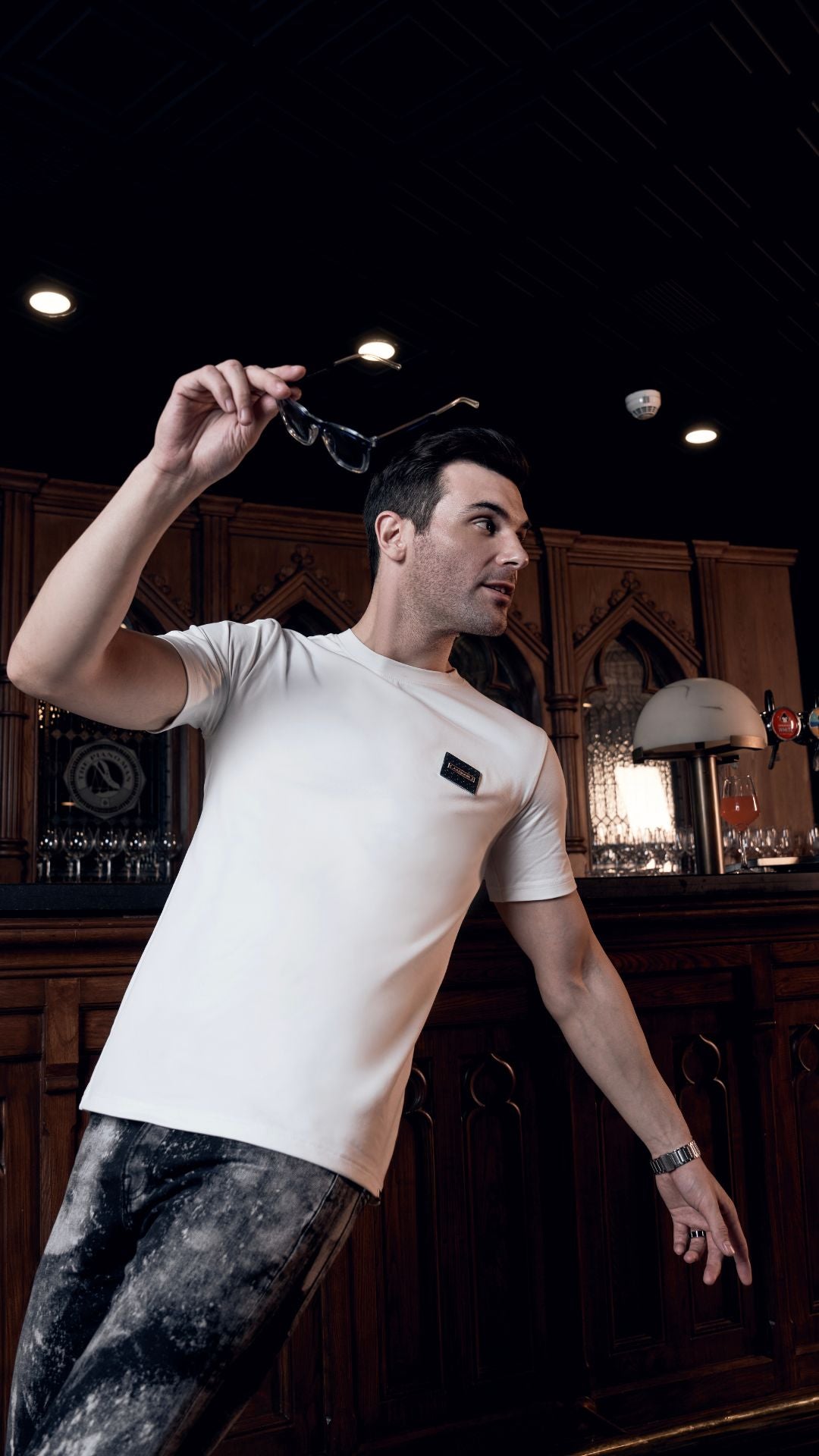 Classic Men's White T-shirt