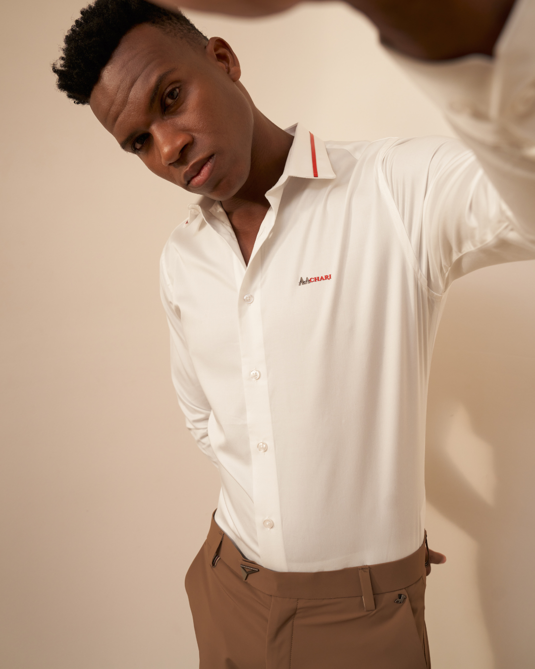 The Red Collar White Shirt