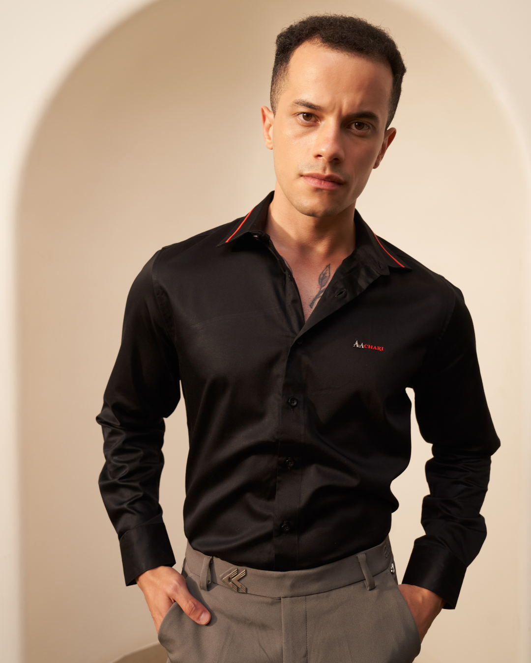 The Red Collar Black Shirt